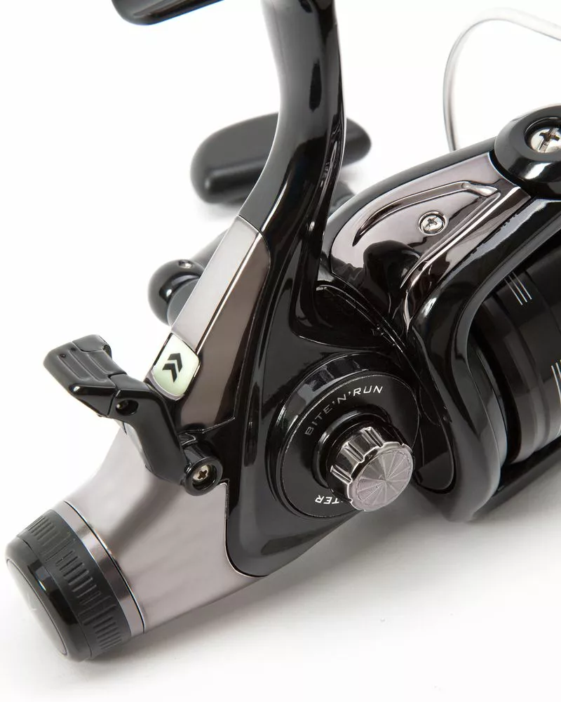 Daiwa Black Widow BR Reels 7 Daiwa Black Widow BR Reels - Image 5